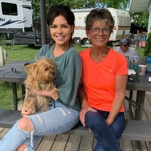 Meet your Posher, Taylor